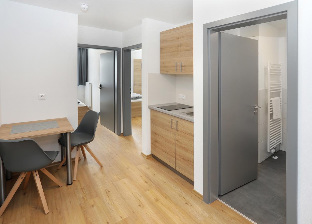 Easy Sleep Apartmenthotel Эргольдинг Экстерьер фото